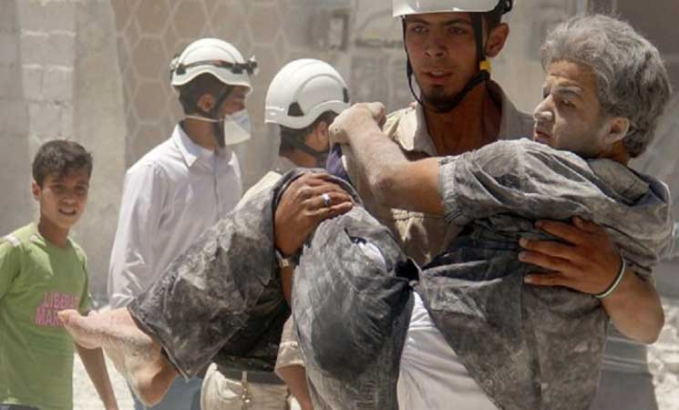الخوذ البيضاء تنقذ المدنيين في سوريا