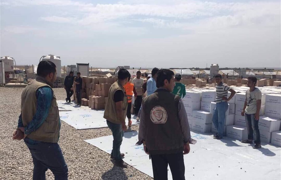 توزيع آلاف المساعدات الاغاثية للنازحين في دهوك 