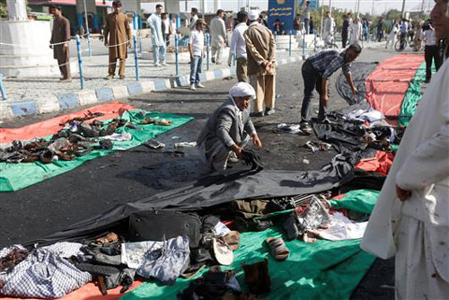 مقتل 80 شخصا على الأقل بتفجيرين لداعش في كابل