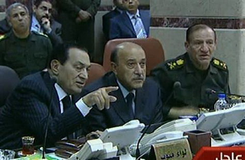 الفريق سامي عنان يعلن ترشحة للرئاسة المصرية 