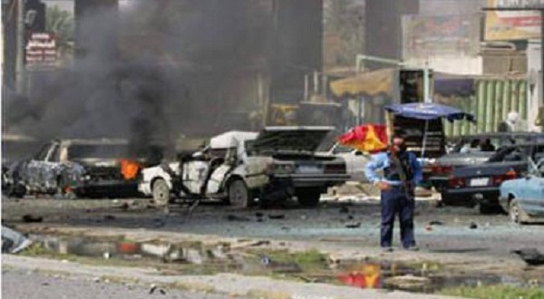بغداد.. استشهاد وإصابة 15 شخصاً بتفجيرين قرب مسجد
