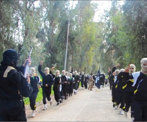 "ضباط صدام" يدربون النساء والصبية للقتال بصفوف داعش بالموصل