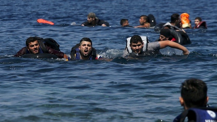 غرق 11 شخصا وانقاذ العشرات قبالة سواحل تونس