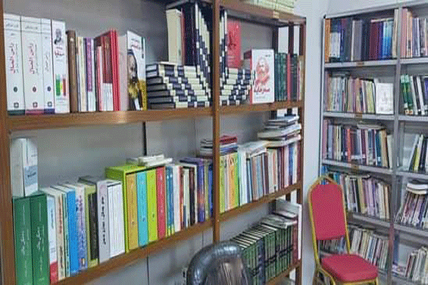 مكتبة ازادي تواصل حضورها الثقافي بكركوك 