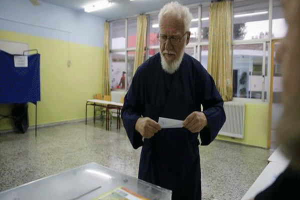 انطلاق الانتخابات التشريعية المبكرة في اليونان