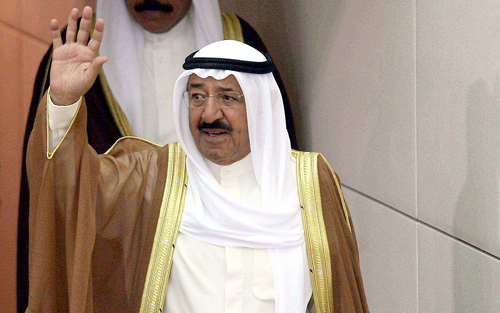 أمير الكويت: احتجاجات المعارضة سببها تعديل قانون الانتخابات