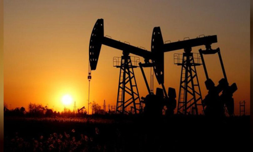 استقرار اسعار النفط بعد تراجعات بسبب فيروس كورونا