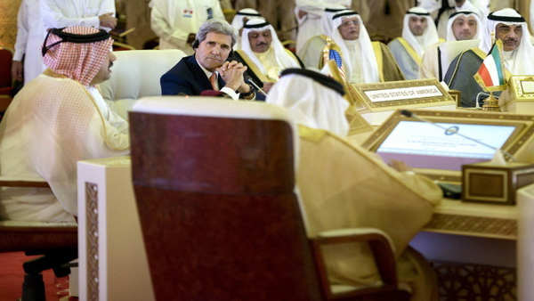 واشنطن تسرع بيع الأسلحة الضرورية إلى دول الخليج