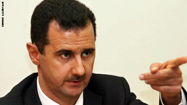 ماذا يفعل ابن عم بشار الأسد في القاهرة؟