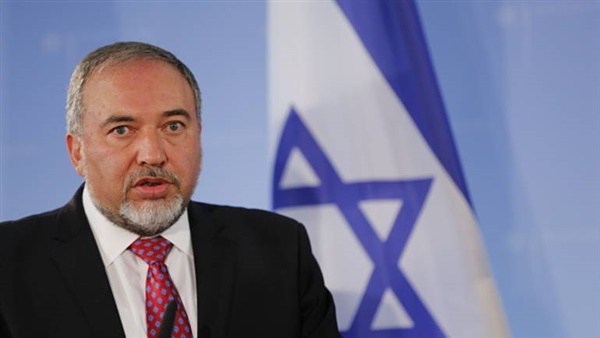 استقالة وزير الدفاع الاسرائيلي