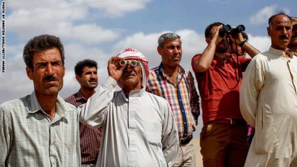 المرصد: التحالف شن غارات على داعش بكوباني