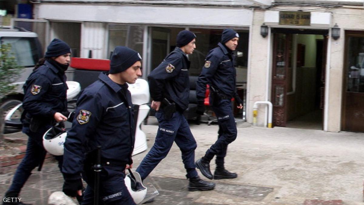 اعتقالات تطال أتباع خصوم أردوغان في 10 مدن تركية