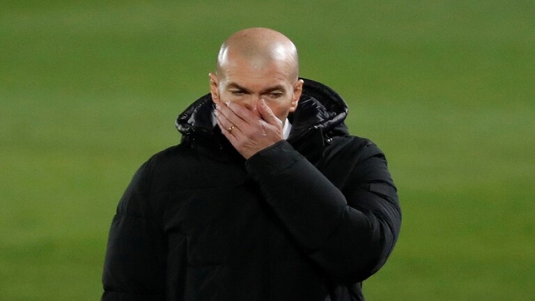 ريال مدريد يعلن إصابة زيدان بكورونا