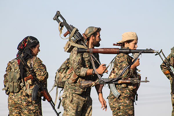 الوحدات تحبط هجوماً وتقتل عشرات الدواعش جنوب كوباني
