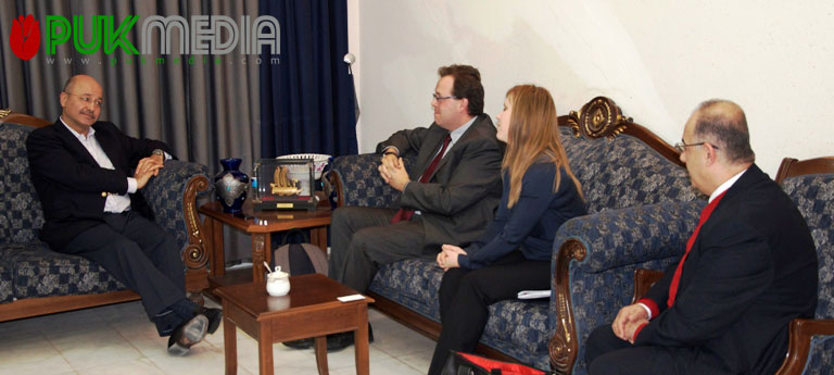 جانب من لقاء الدكتور برهم صالح مع القائمين بأعمال السفارتين البلجيكية والكندية