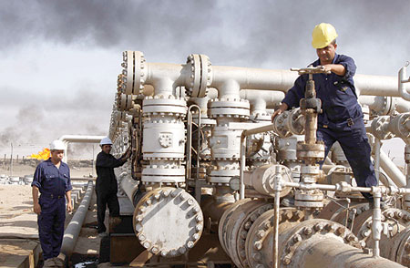 العراق ينوي خفض صادرات النفط من الجنوب في ابريل