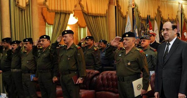 المالكي يقرر اعفاء عدد من القيادات العسكرية من مناصبهم