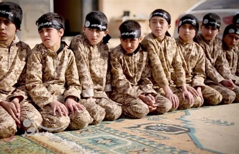 أطفال داعش الفرنسيين في غرب كوردستان 