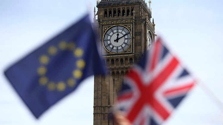 بريطانيا تخرج من اتحاد أوروبا بعد 43 عاماً من العضوية