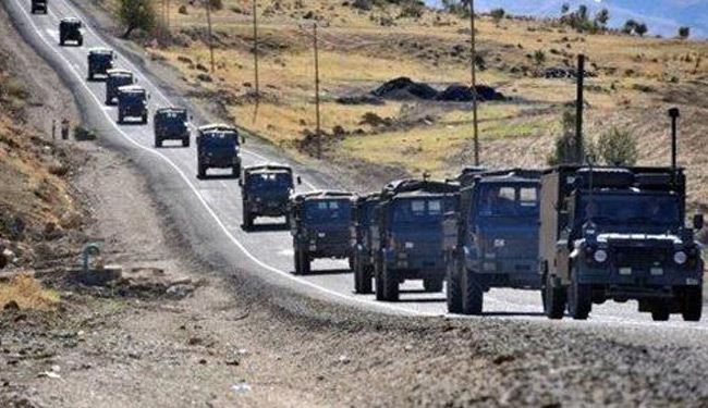 تركيا مستمرة في نشر قواتها على الحدود مع سوريا 