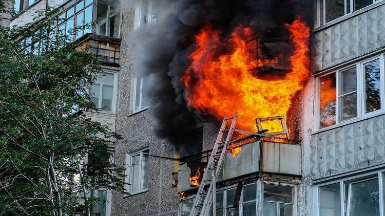 روسيا... قتلى في حريق بمبنى سكني