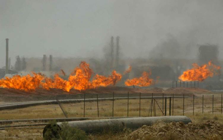 النفط: العملية الانتاجية لم تتأثر بالعمل التخريبي قرب آبار كركوك 