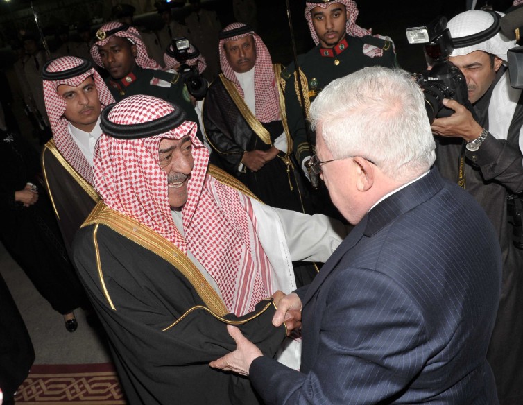 مراسيم الإستقبال الرسمي للرئيس معصوم خلال وصوله الرياض 