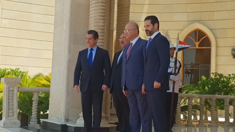 رئيس الجمهورية يجتمع مع حكومة اقليم كوردستان 