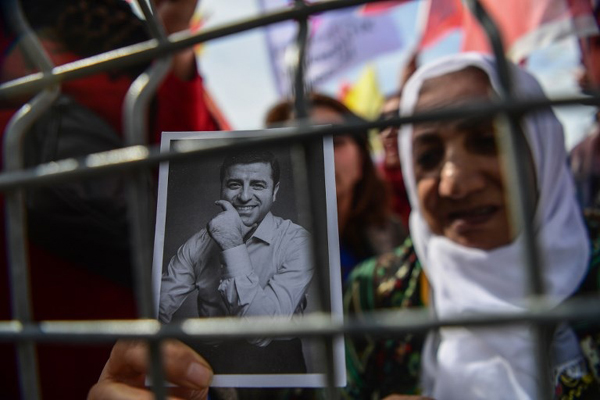  الانتخابات التركية.. السجين الذي ينافس على الرئاسة