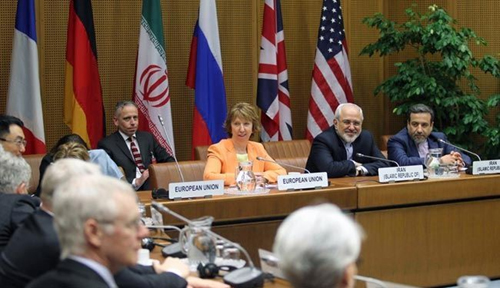 تمديد المفاوضات بين ايران والدول الست الى حزيران المقبل