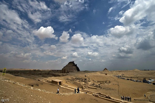  مصر.. العثور على 12 مقبرة فرعونية 