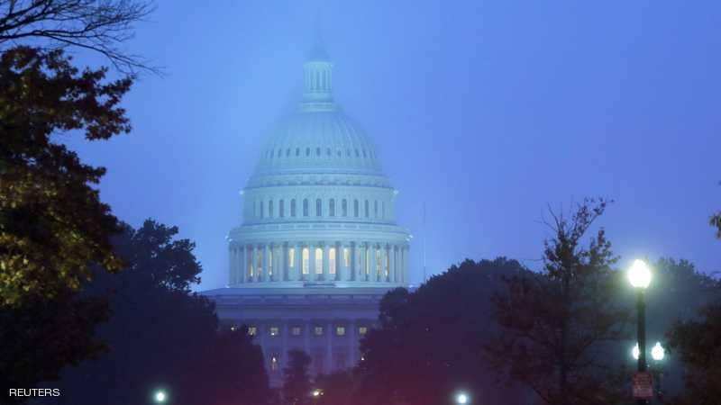 مجلس النواب الأميركي يقرّ مشروع قانون يجنّب الإغلاق