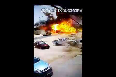 بالفيديو.. لحظة التفجير الانتحاري في خورماتو