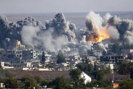 طائرات التحالف الدولي تقصف مواقع داعش في كوباني 