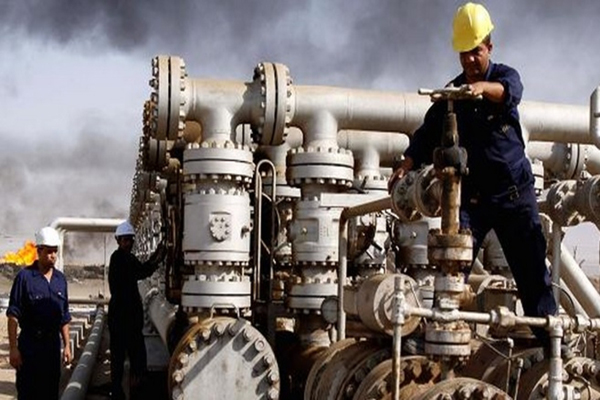 العراق يخطط لاستكشاف النفط والغاز بالحقول البحرية