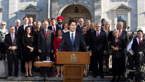 نصف حكومة كندا الجديدة من النساء