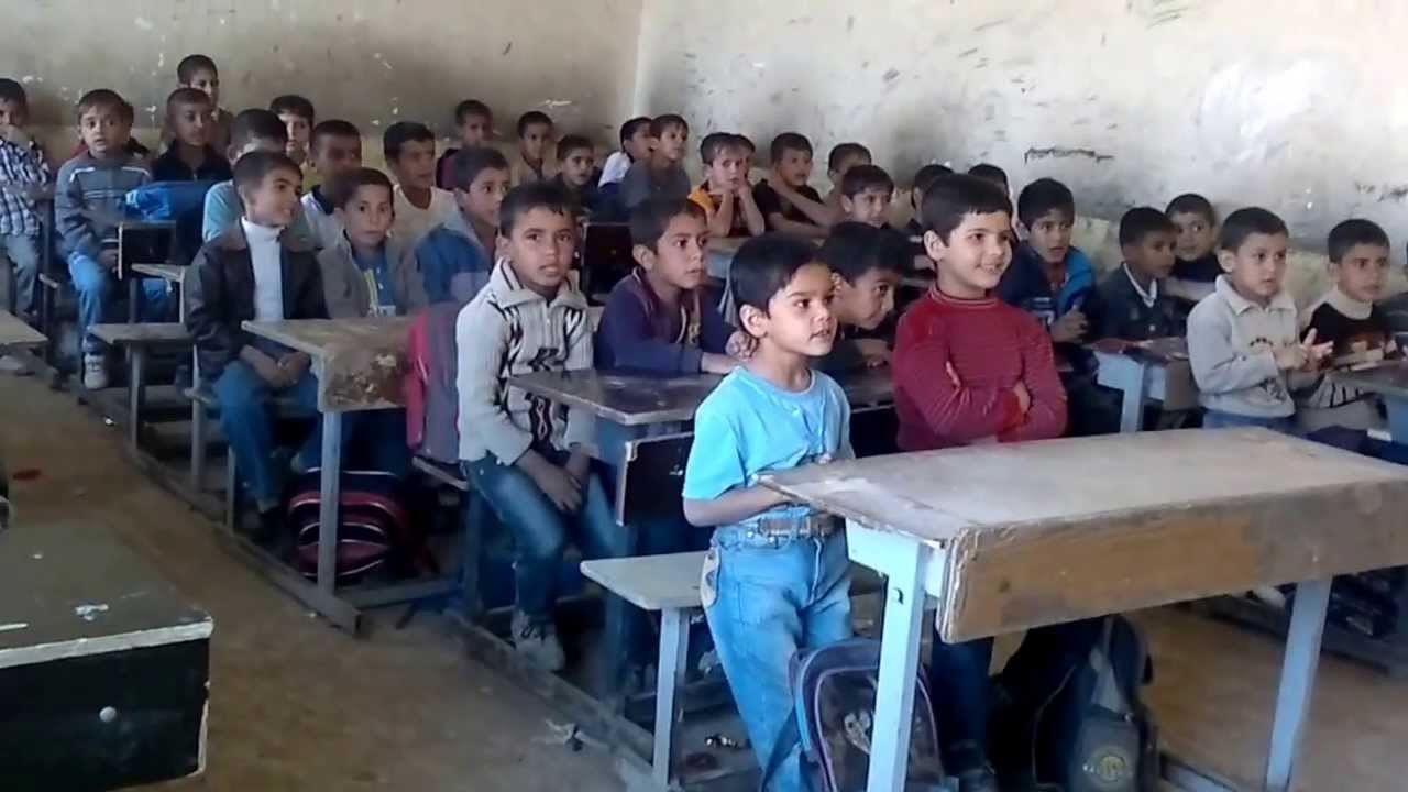 الكويت تبني مدارس في العراق 