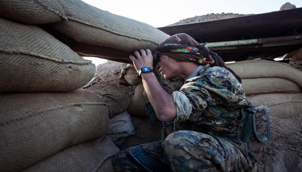 المقاتلون الكورد يحاصرون داعش بالحسكة