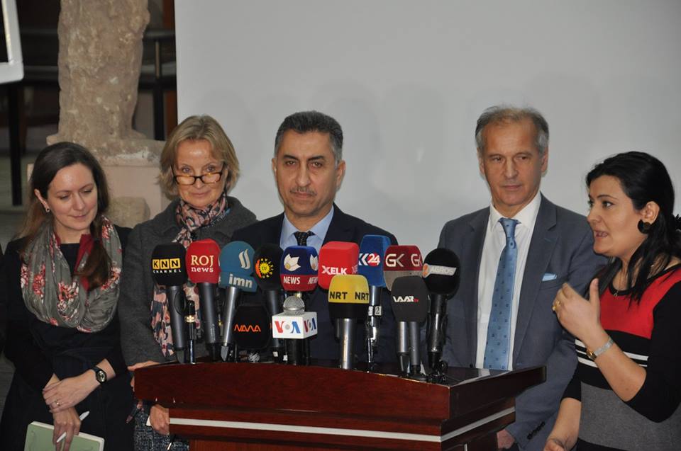 مؤتمر صحفي لمدير متحف السليمانية