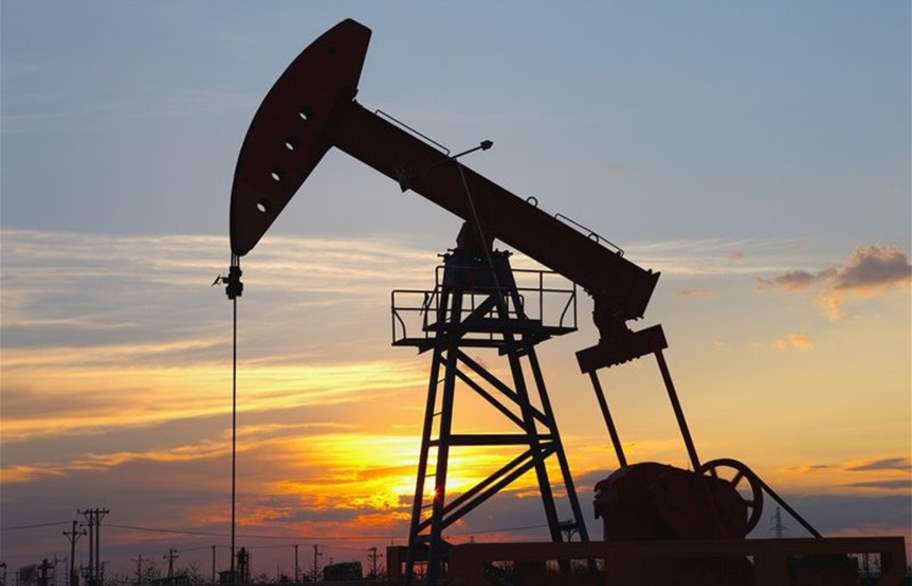 النفط يرتفع تأهبا لفرض عقوبات على إيران