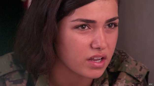 مقاتلات كرديات في مواجهة داعش