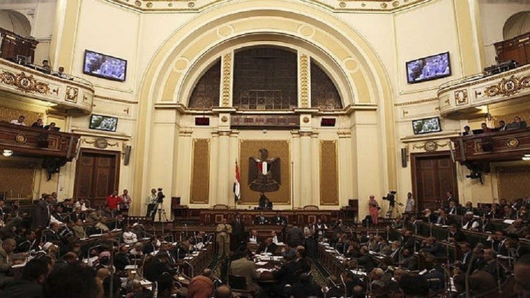 البرلمان المصري يوافق على تعديل قانون الإرهاب