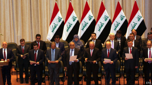 مواطنون: حكومة العبادي جادة في انتشال العراق من الأزمات