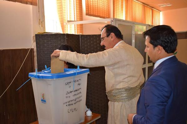 مركز نينوى للـ ا.و.ك يصوت بنعم على استقلال كوردستان