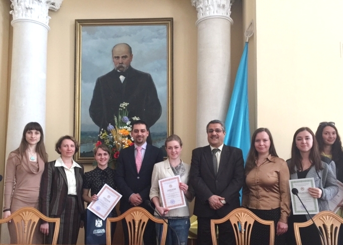 الطلبة الفائزين في اولمبياد الجامعة الاوكرانية