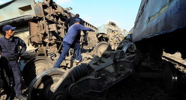 ارتفاع عدد ضحايا حادث اصطدام القطارين في مصر