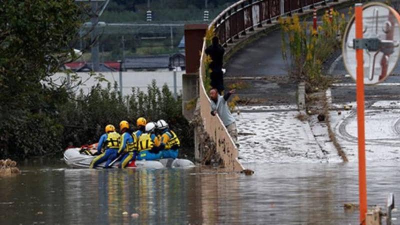 ارتفاع قتلى إعصار اليابان.. وعشرات الآلاف دون كهرباء أو مياه