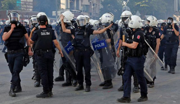 تركيا.. اعتقال 30 شخصاً يشتبه في انتمائهم لداعش