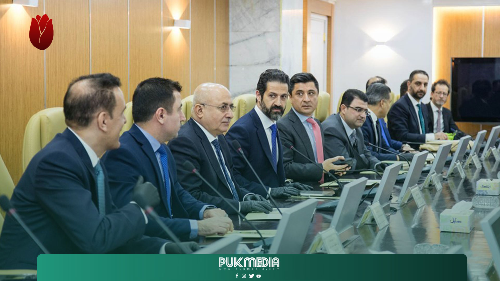 برلمان كوردستان يجتمع مع الوفد المفاوض 