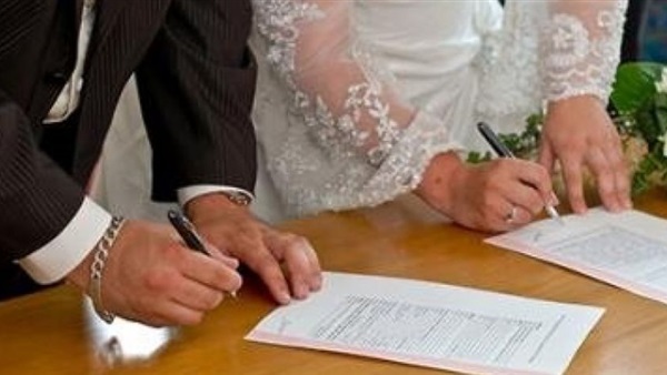 ناشطات وبرلمانيات يرفضن سلفة 10 ملايين دينار للزواج من ثانية